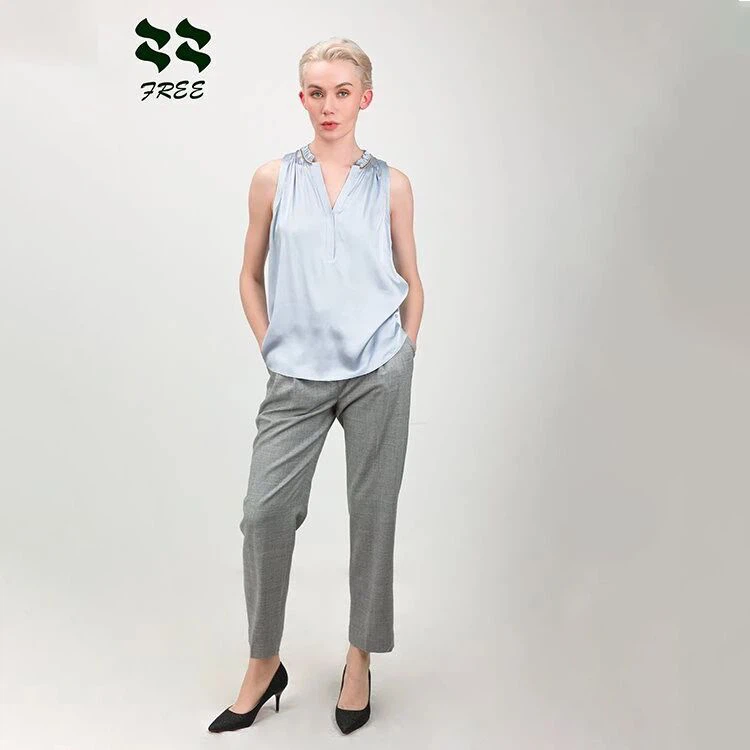 Îmbrăcăminte pentru femei din mătase